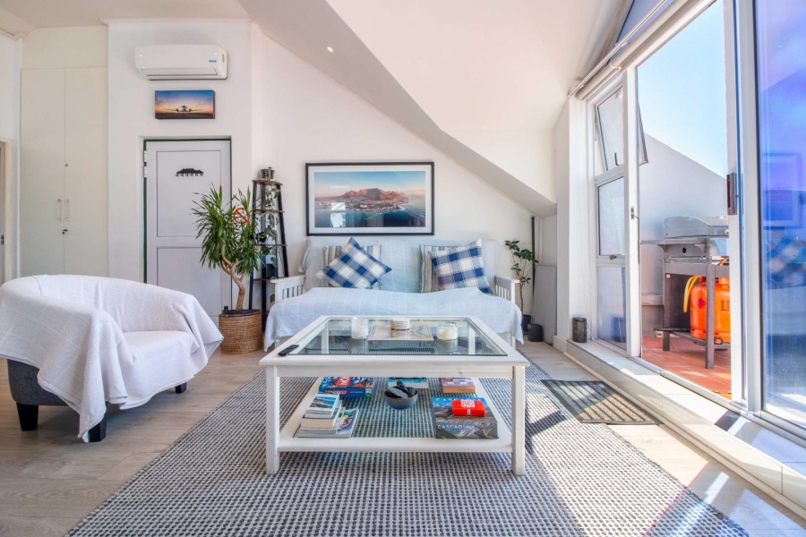 1 Bedroom Property for Sale in Gardens Western Cape